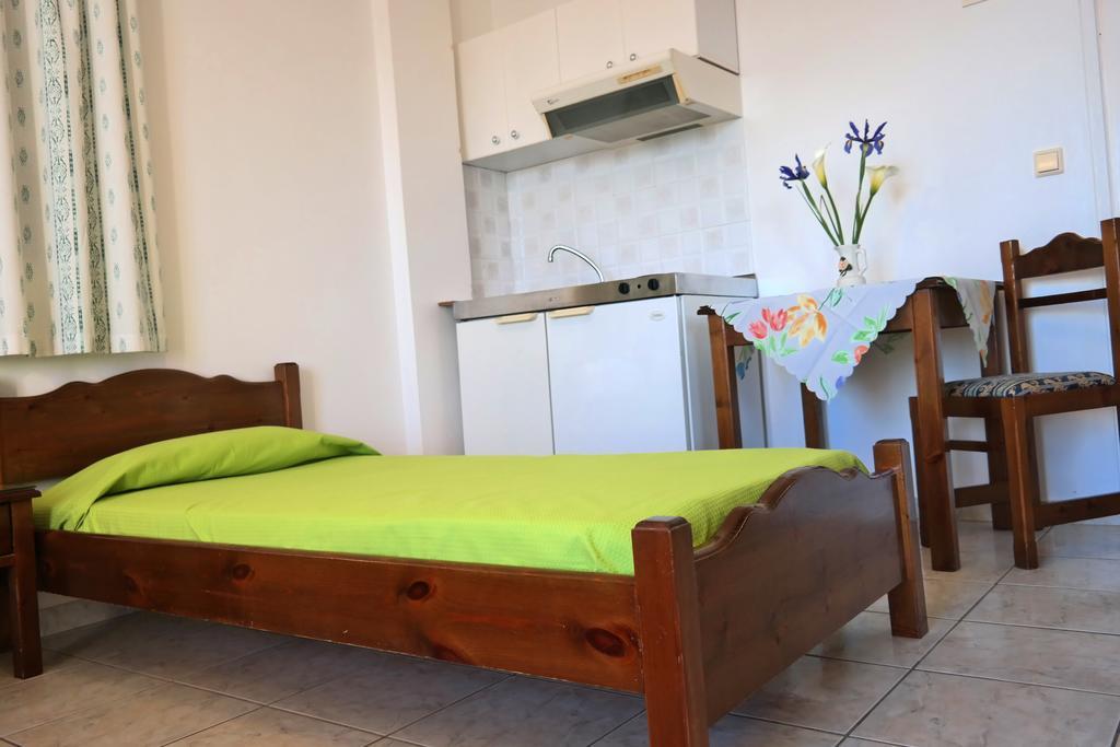 Mina'S Studios In Naxos Island Agios Prokopios  Dış mekan fotoğraf