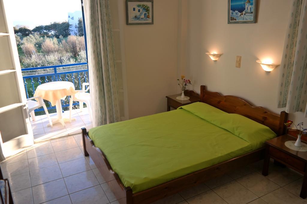 Mina'S Studios In Naxos Island Agios Prokopios  Dış mekan fotoğraf